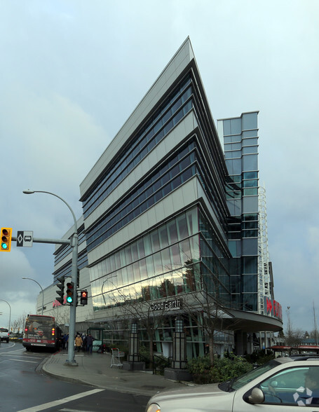 3450 Uptown Blvd, Victoria, BC à louer - Photo de l’immeuble – Image 2 sur 16
