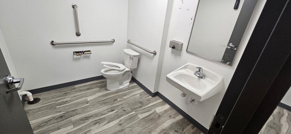 2655-2711 S Dixie Hwy, Kettering, OH à louer - Photo intérieure – Image 3 sur 25