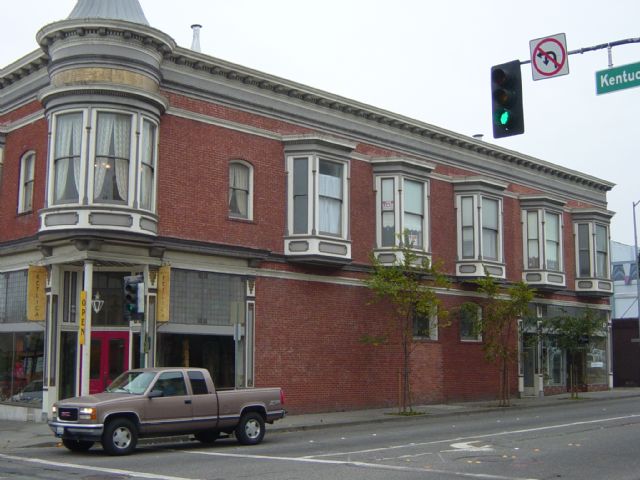 159-163 Kentucky St, Petaluma, CA à vendre - Photo de l’immeuble – Image 2 sur 56