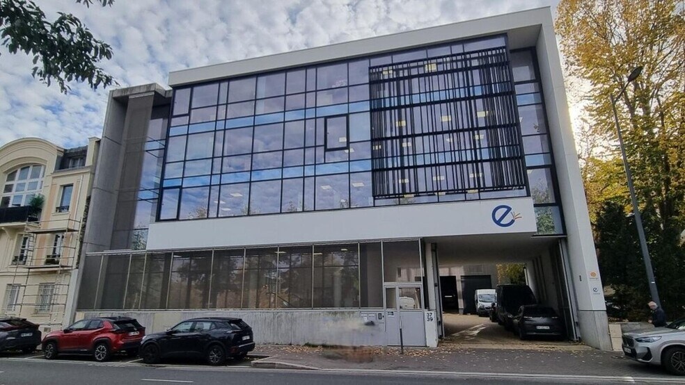 Bureau dans Meudon à louer - Photo de l’immeuble – Image 3 sur 16