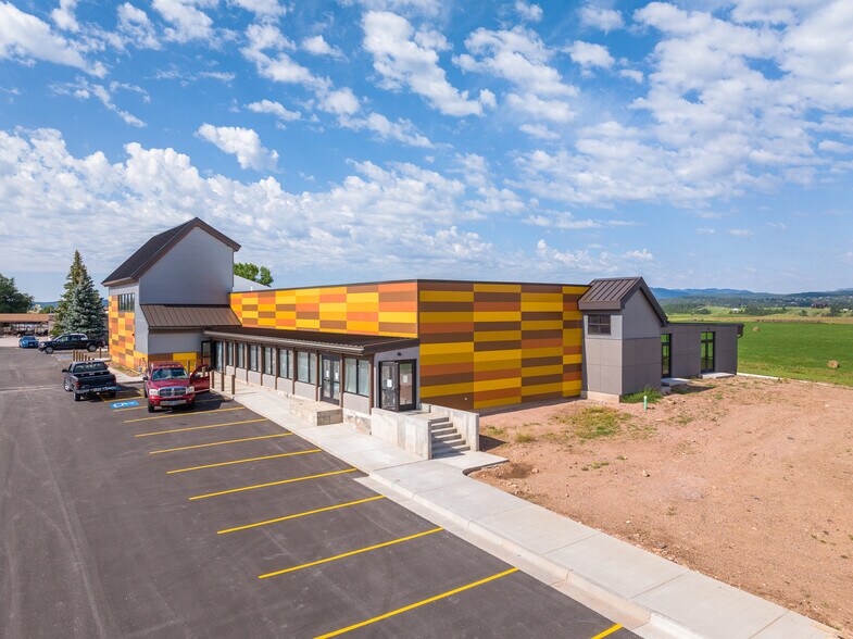 7201 S Highway 16, Rapid City, SD à louer - Photo de l’immeuble – Image 2 sur 11