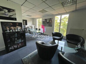 Bureau dans Versailles à louer Photo intérieure– Image 1 sur 4