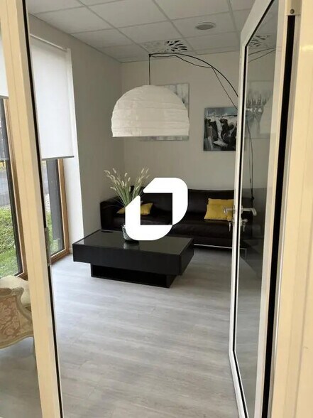 Bureau dans VILLENEUVE-D'ASCQ à louer - Photo intérieure – Image 3 sur 9