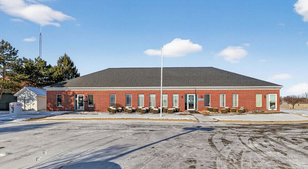 15479 S Telegraph Rd, Monroe, MI à vendre - Photo de l’immeuble – Image 2 sur 8