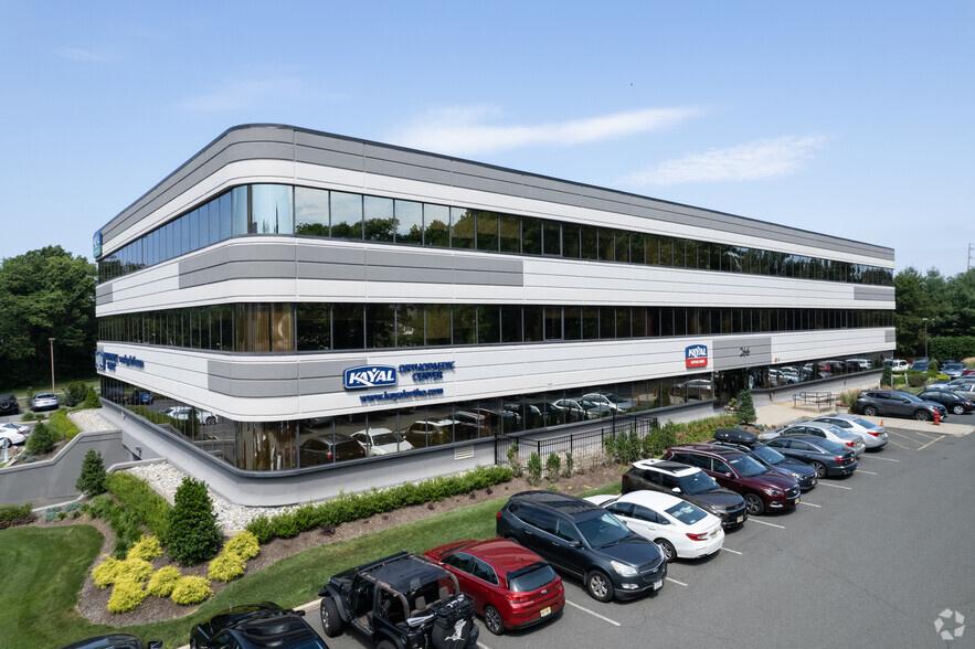 266 Harristown Rd, Glen Rock, NJ à louer - Photo de l’immeuble – Image 2 sur 7