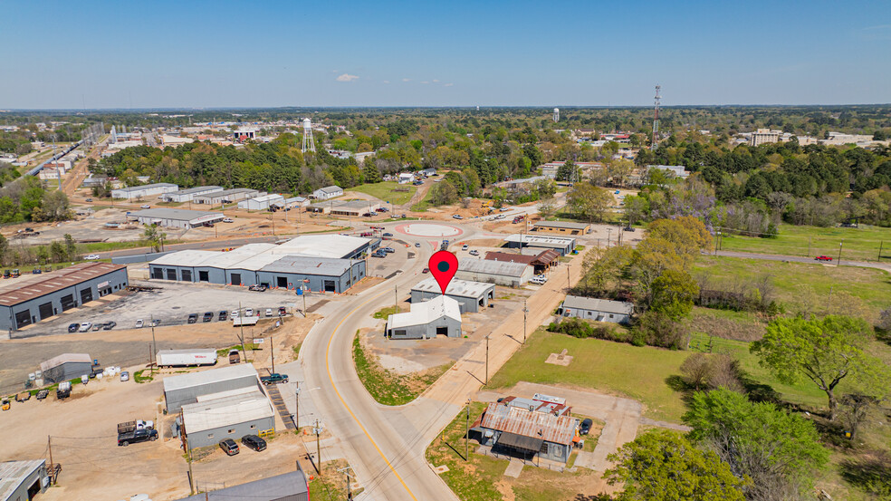 120 Industrial Blvd, Kilgore, TX à vendre - Photo de l’immeuble – Image 3 sur 35