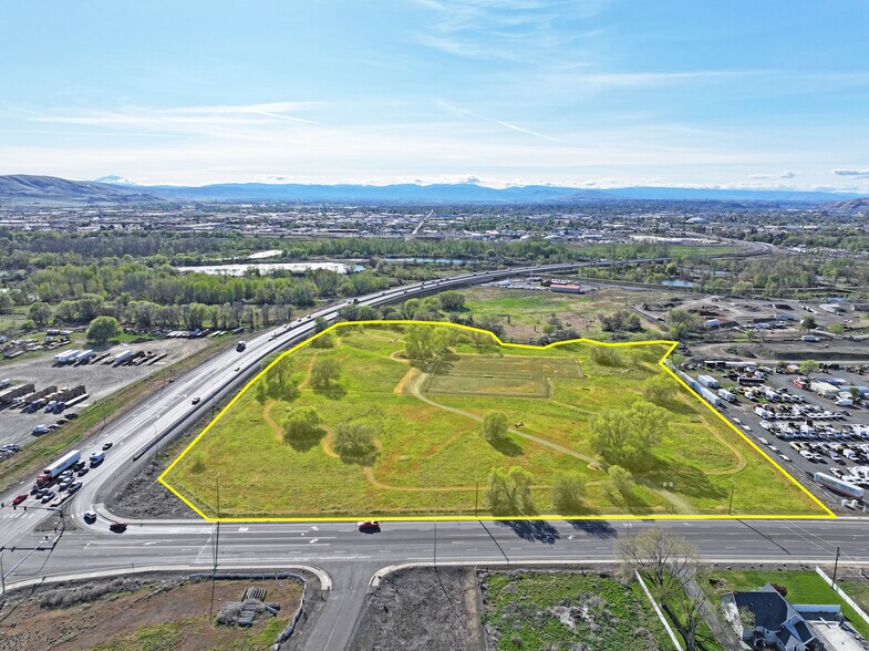 University Parkway at Highway 24, Yakima, WA à vendre - Aérien – Image 3 sur 13