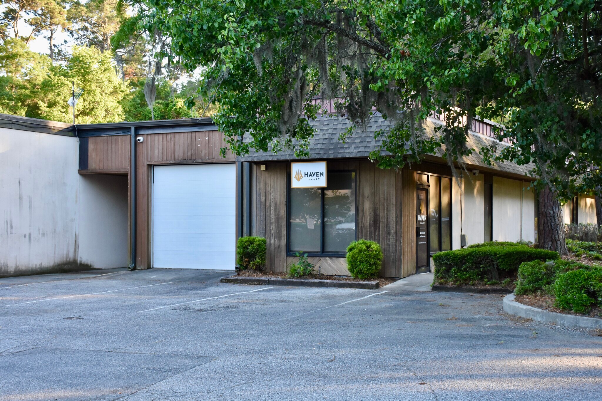 1 Mathews Dr, Hilton Head Island, SC à vendre Photo principale– Image 1 sur 4