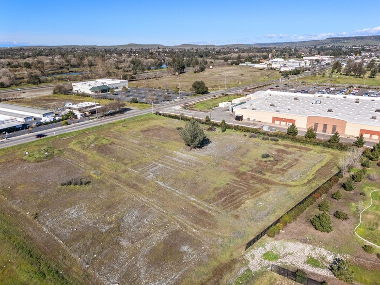 0 Feather River Blvd, Oroville, CA à vendre - Photo principale – Image 1 sur 2