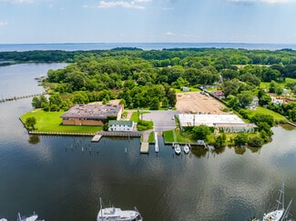 Plus de détails pour 4800 Atwell Rd, Shady Side, MD - Local d’activités à vendre