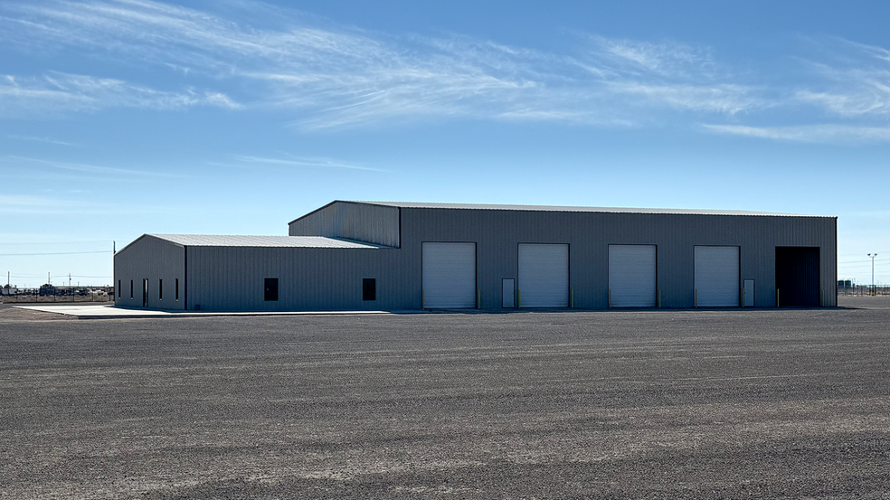 169 FM 869 Rd, Pecos, TX à louer - Photo principale – Image 1 sur 11