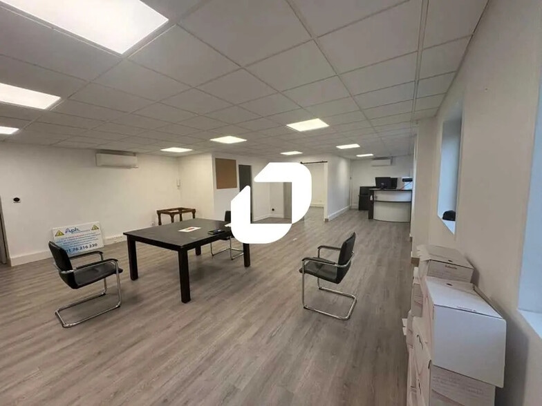 Bureau dans Croissy-sur-Seine à vendre - Photo intérieure – Image 2 sur 10