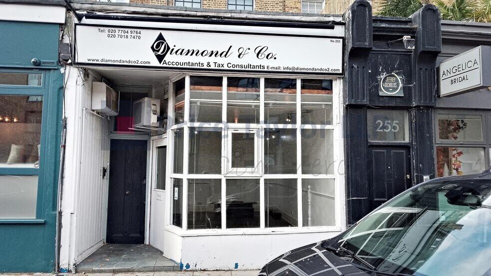 253 Liverpool Rd, Londres à louer - Photo de l’immeuble – Image 1 sur 7