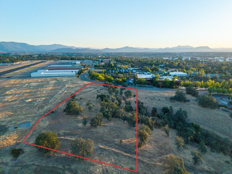 2440 Airpark Dr, Redding, CA à vendre - Autre – Image 3 sur 13