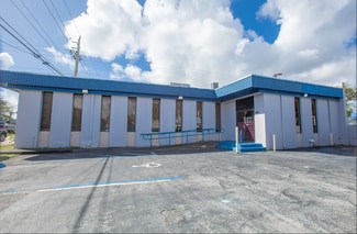 Plus de détails pour 16350 NE 12th Ave, North Miami Beach, FL - Bureau/Local commercial à louer