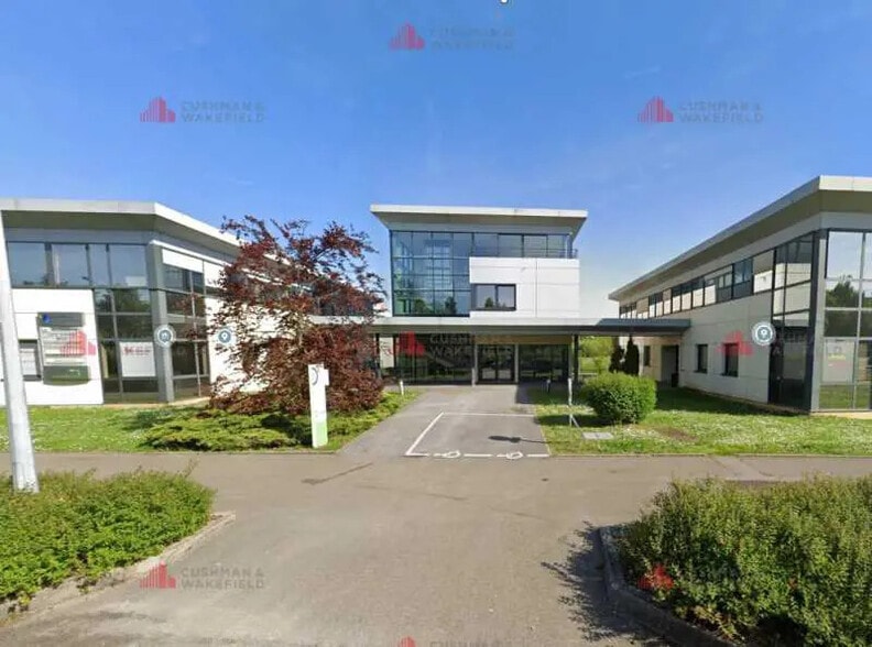 Bureau dans Besançon à louer - Photo de l’immeuble – Image 1 sur 4