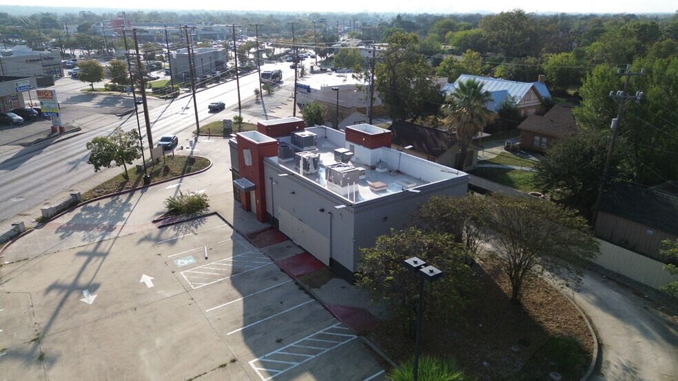 2319 Fredericksburg Rd, San Antonio, TX à vendre - Photo de l’immeuble – Image 3 sur 6