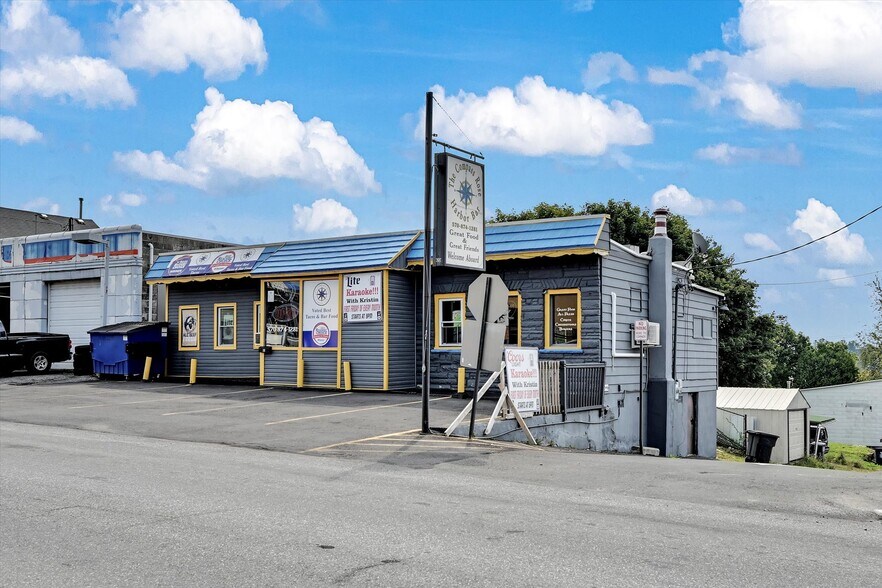 10 W Oak St, Frackville, PA à vendre - Photo de l’immeuble – Image 3 sur 27