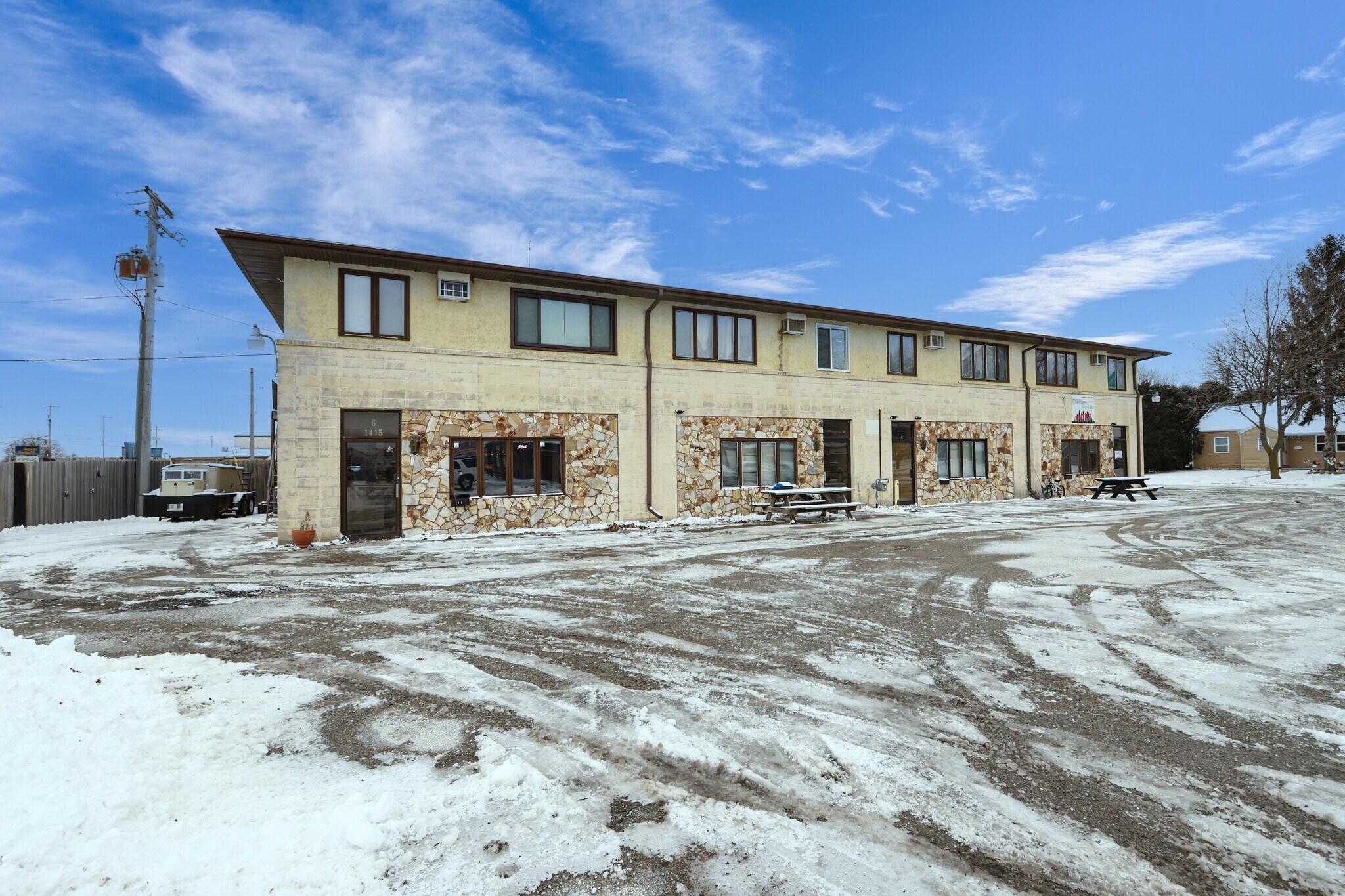 1415-1425 W Kamps Ave, Appleton, WI à louer Photo principale– Image 1 sur 14