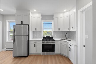 Plus de détails pour 735 Broadway, Pawtucket, RI - Logement à vendre