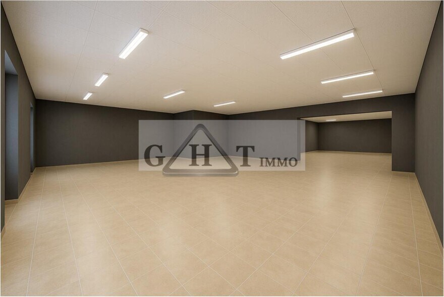 Local commercial dans Aulnay-sous-Bois à vendre - Photo intérieure – Image 1 sur 3