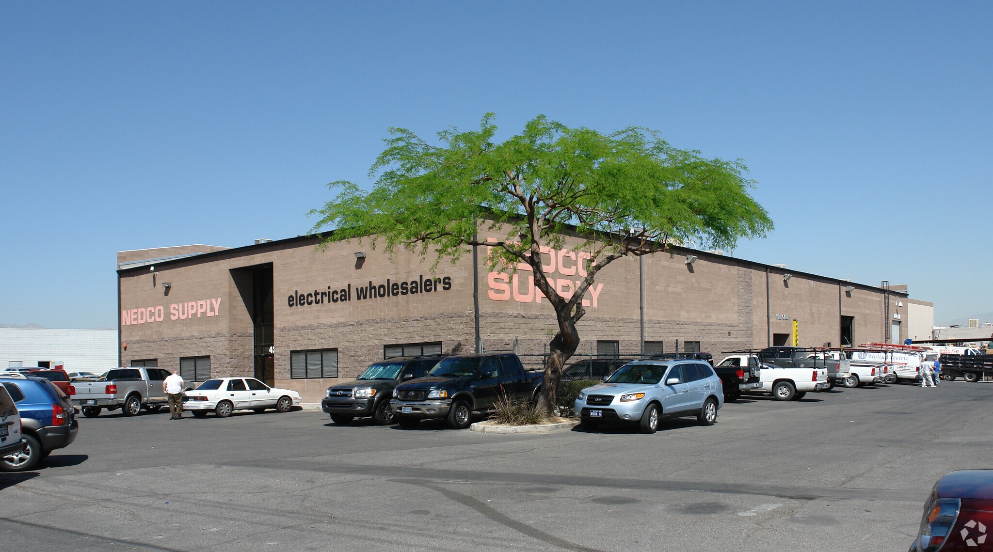 4200 Spring Mountain Rd, Las Vegas, NV à vendre Photo principale– Image 1 sur 5