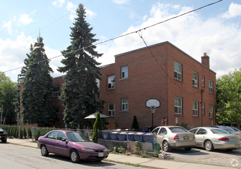 46 Montye Ave, Toronto, ON à vendre - Photo de l’immeuble – Image 2 sur 2