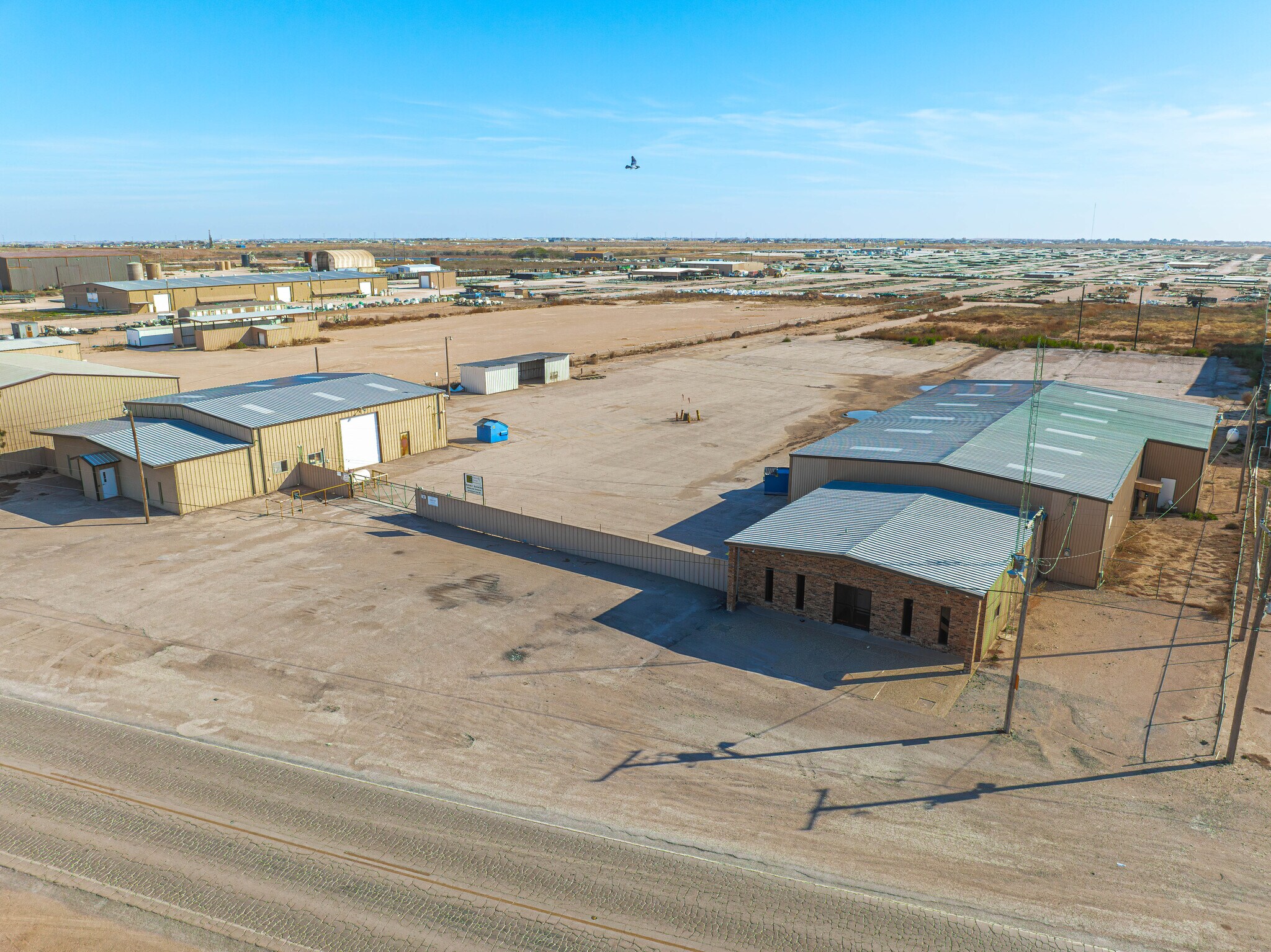 6610 E Hwy 80 & 6618 E Hwy 80, Midland, TX à vendre Photo de l’immeuble– Image 1 sur 32