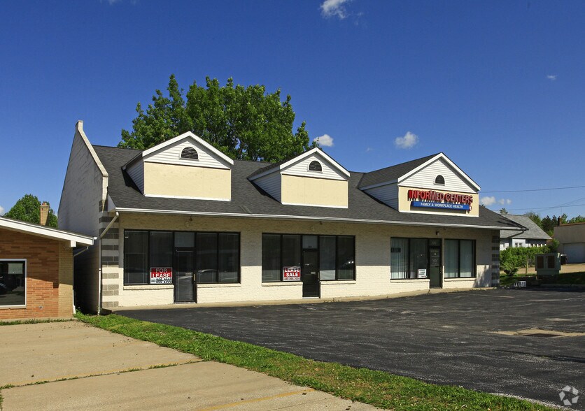 5511-5517 State Rd, Parma, OH à louer - Photo de l’immeuble – Image 2 sur 5