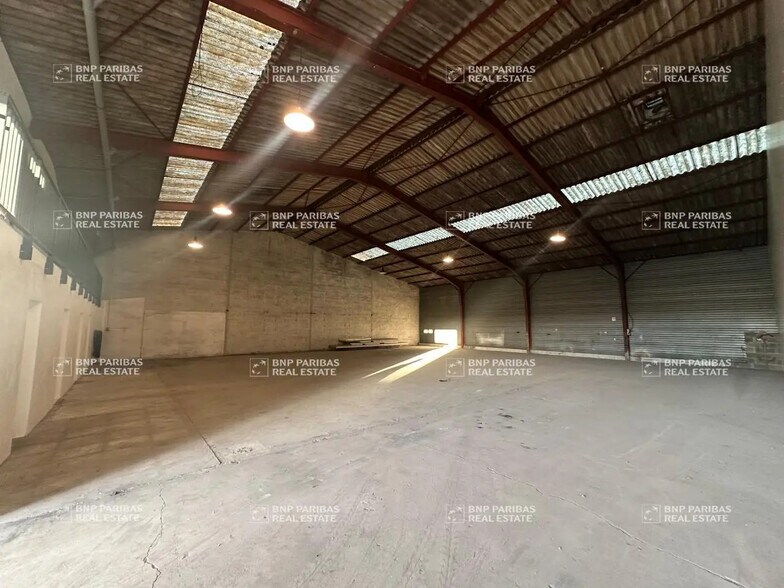 Local d’activités dans Chambray-lès-Tours à louer - Photo intérieure – Image 2 sur 25