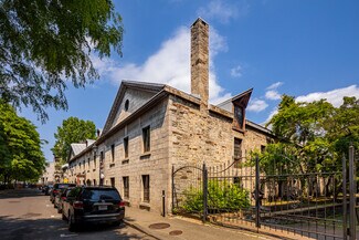 Plus de détails pour 300 Pl D'youville, Montréal, QC - Bureau à louer