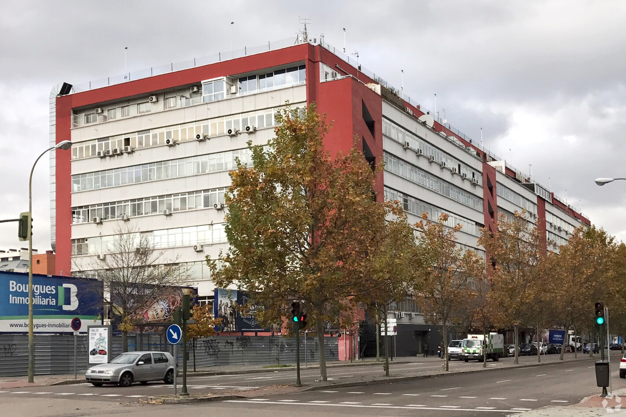 Industriel/Logistique dans Madrid, Madrid à vendre Photo principale– Image 1 sur 2