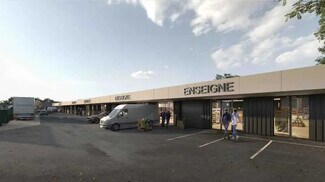 Plus de détails pour Local d'activités à louer