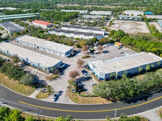Plus de détails pour 660 NW Enterprise Dr, Port Saint Lucie, FL - Industriel/Logistique à louer