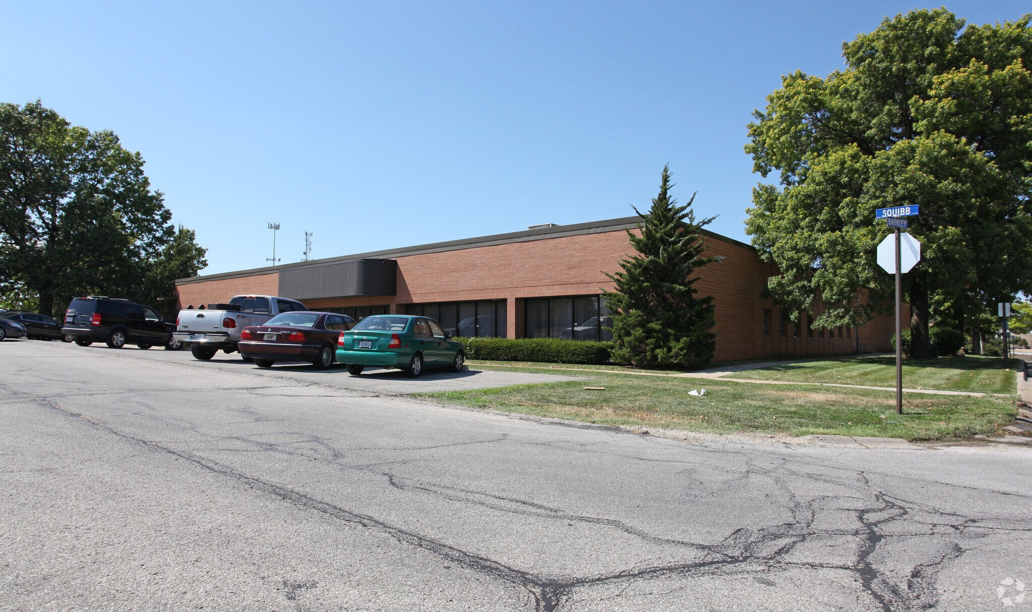 6800-6840 Squibb Rd, Mission, KS à louer Photo principale– Image 1 sur 12