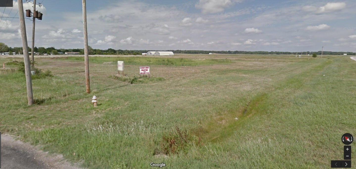 2600 E 17th, Hutchinson, KS à vendre Autre– Image 1 sur 3