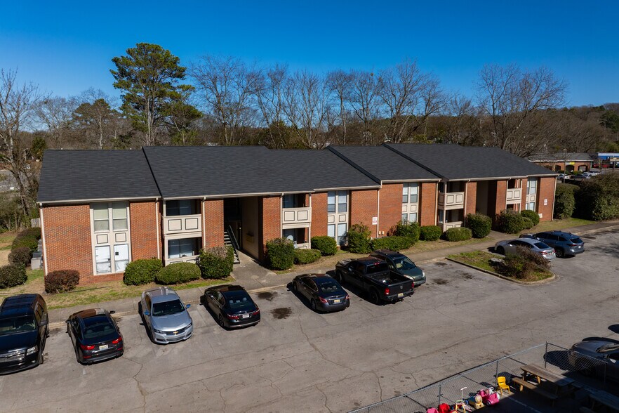 8941 Roebuck Blvd, Birmingham, AL à vendre - Photo de l’immeuble – Image 2 sur 4