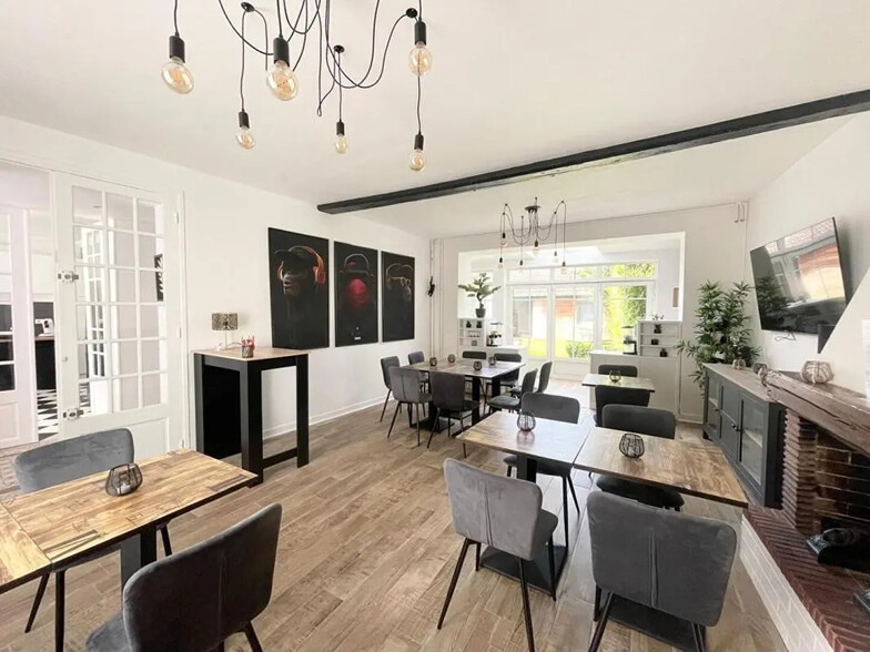 Local d'activités dans Couilly-Pont-aux-Dames à vendre - Photo intérieure – Image 3 sur 16