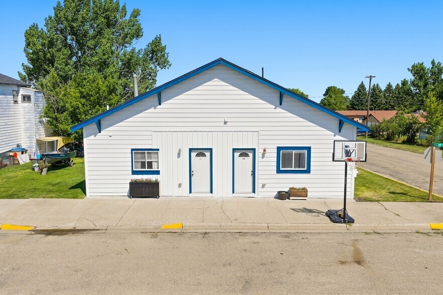 316-318 Main St, Glenburn, ND à vendre - Photo de l’immeuble – Image 1 sur 35