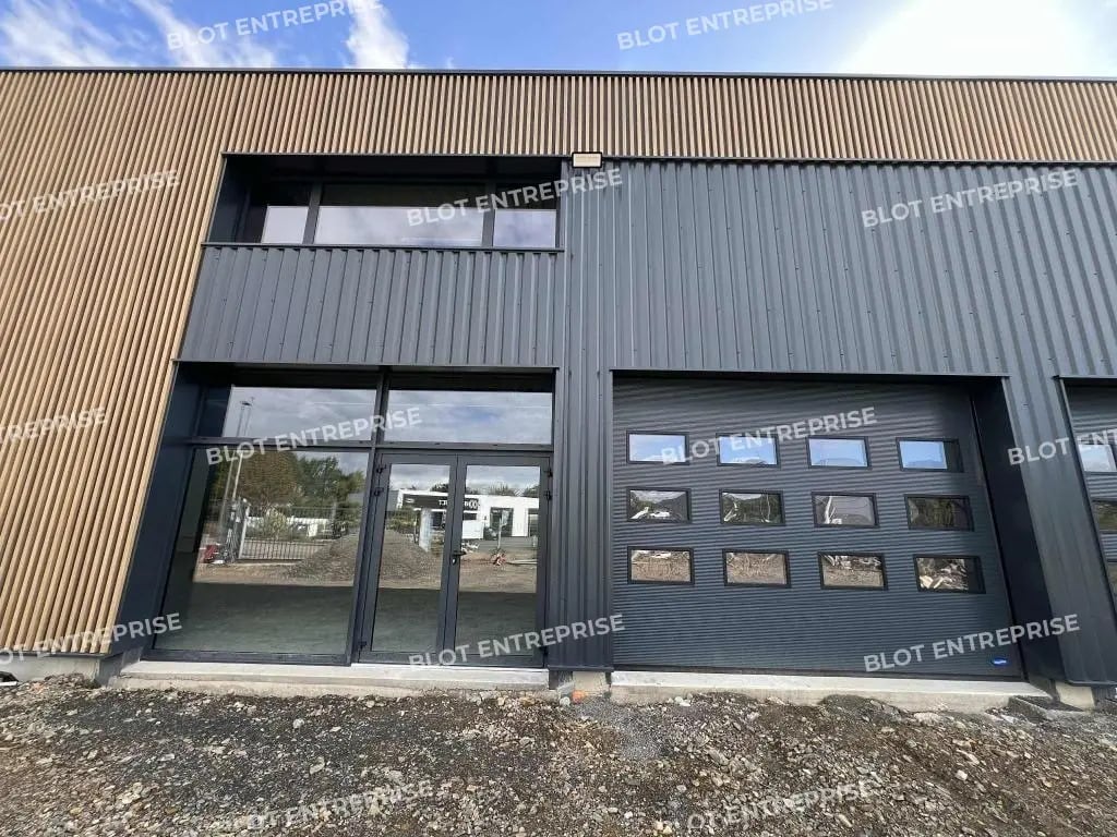 Local d’activités dans Saint-Gilles à louer Photo de l’immeuble– Image 1 sur 8