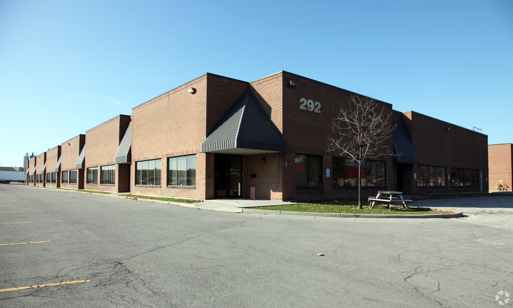 294 Walker Dr, Brampton, ON à louer Photo principale– Image 1 sur 3