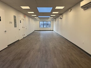 93 Court St, Brooklyn, NY à louer Photo intérieure– Image 2 sur 7