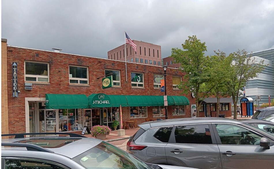 171 Marshall St, Syracuse, NY à louer - Photo de l’immeuble – Image 1 sur 2