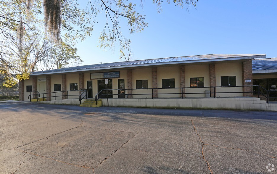84-98 W Lowder St, Macclenny, FL à louer - Photo principale – Image 1 sur 4