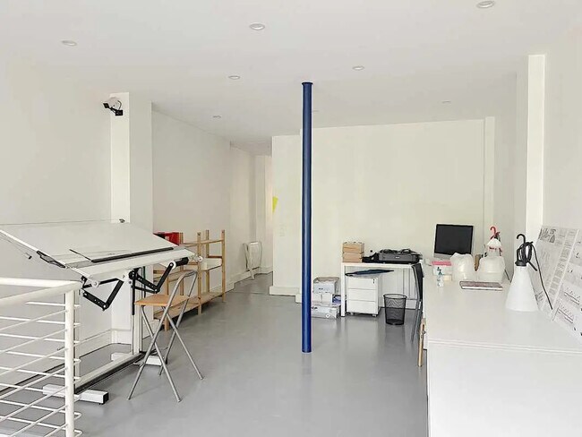 Plus de détails pour Bureau à louer