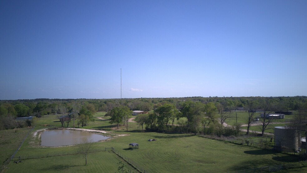 12294 Highway 21, Midway, TX à vendre - Photo de l’immeuble – Image 2 sur 64