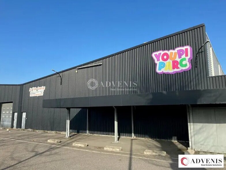 Local commercial dans Pessac à louer - Photo de l’immeuble – Image 1 sur 6