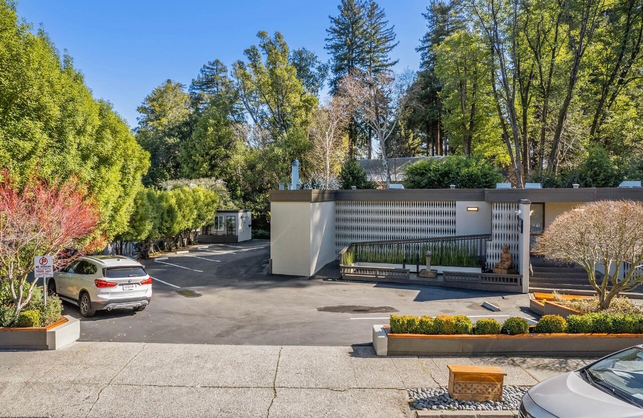 10 Millwood St, Mill Valley, CA à vendre Photo principale– Image 1 sur 38