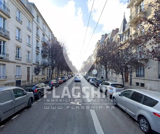 Plus de détails pour Local commercial à louer