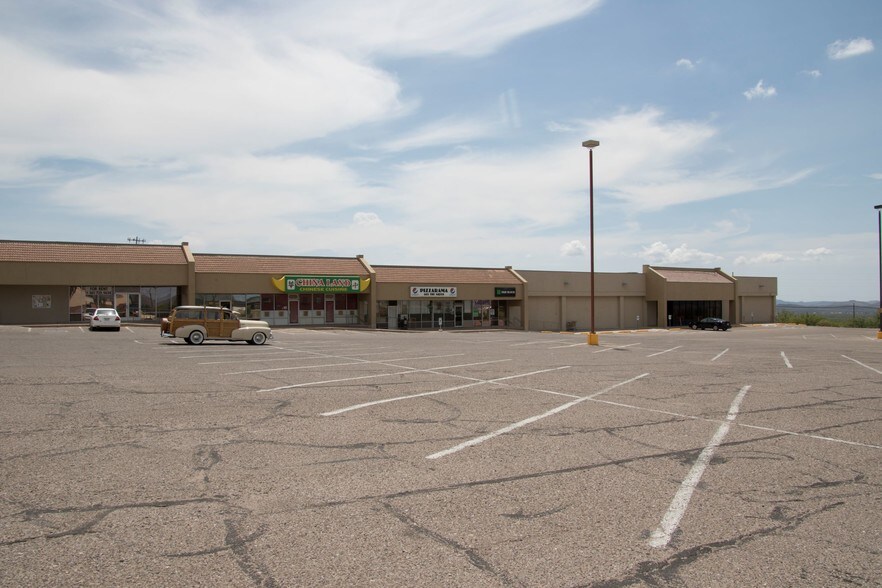 1101 S Naco Hwy, Bisbee, AZ à louer - Photo de l’immeuble – Image 2 sur 4